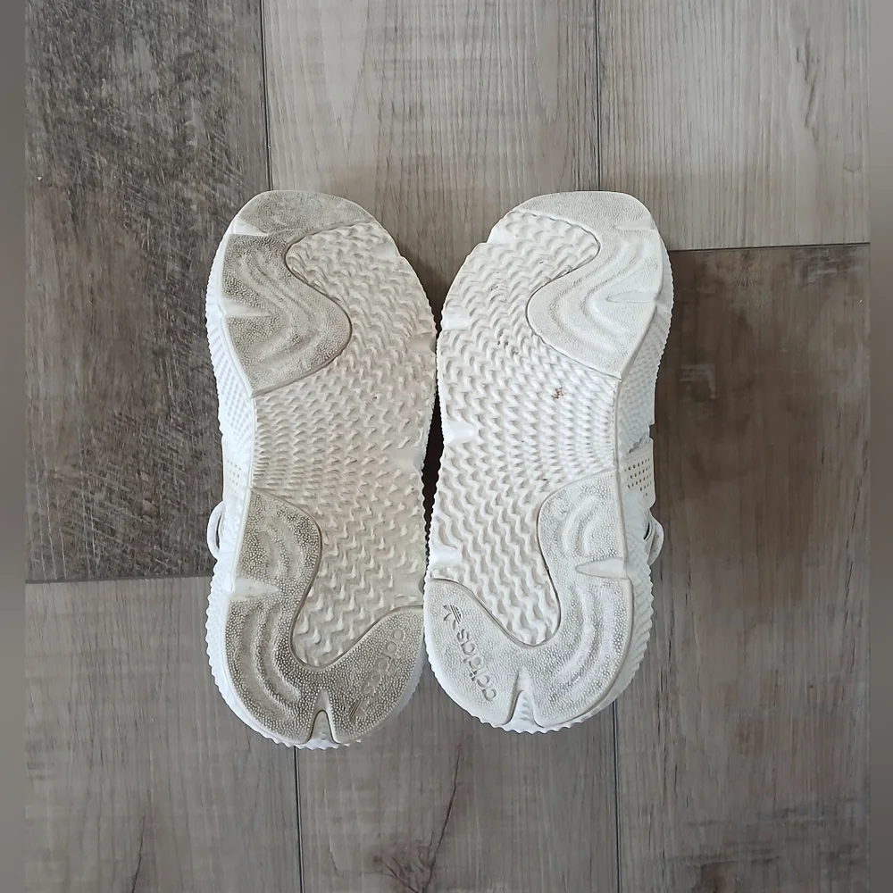 ADIDAS PROPHERE Running Shoes. Size 8 - Picture 7 of 8